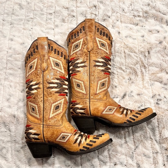 NWOB Corral Antique Saddle Aztec Pattern Boots Sz-5 - Picture 4 of 12